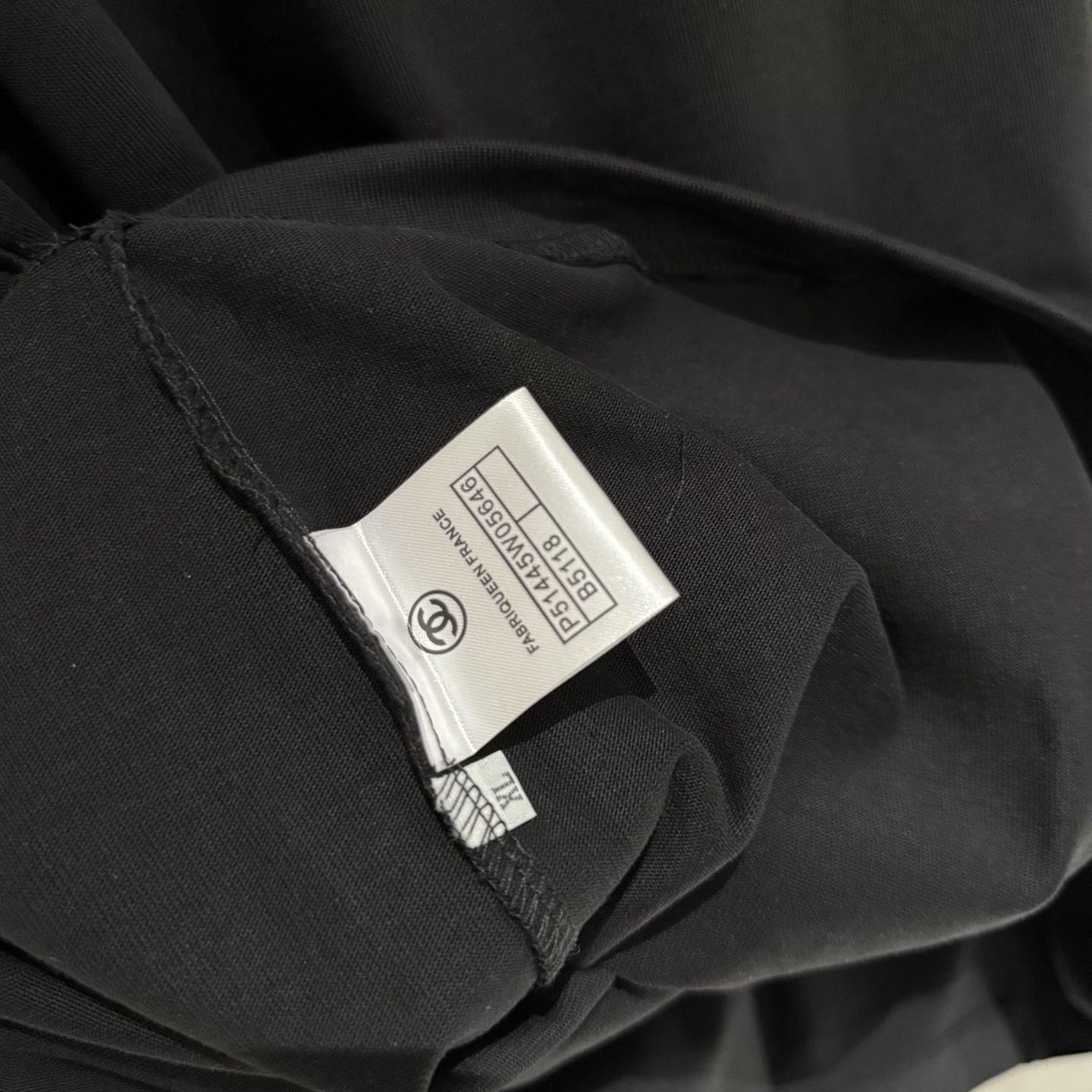 Chanel New Sequin Embroidered Heavyweight Long-Sleeve Sweatshirt T-Shirt