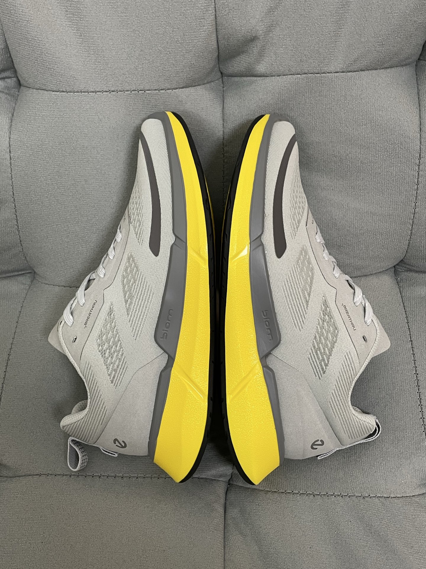 ECCO Mesh Breathable Lightweight Shock-Absorbing Men's Sports Casual Walking Shoes