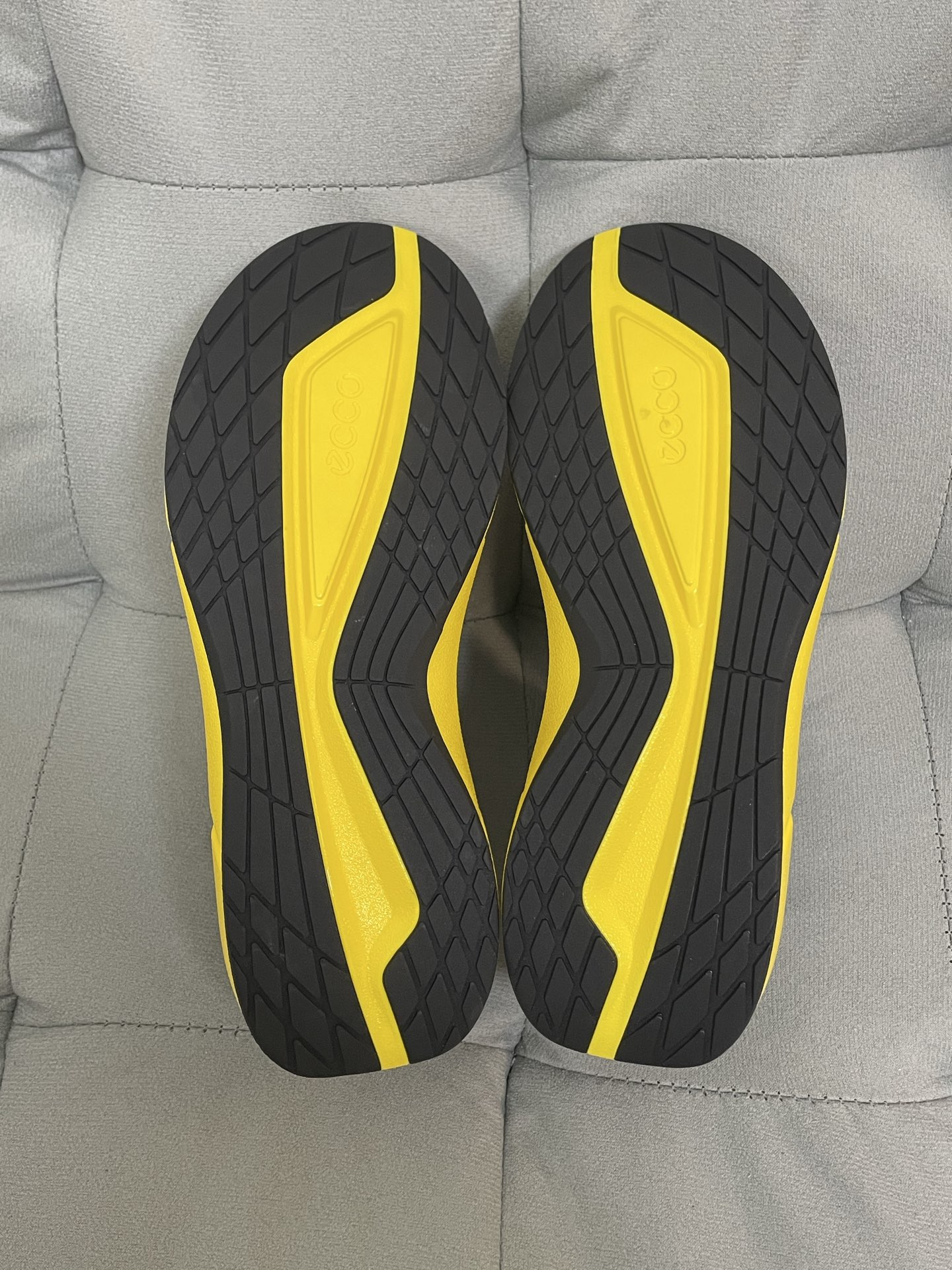 ECCO Mesh Breathable Lightweight Shock-Absorbing Men's Sports Casual Walking Shoes