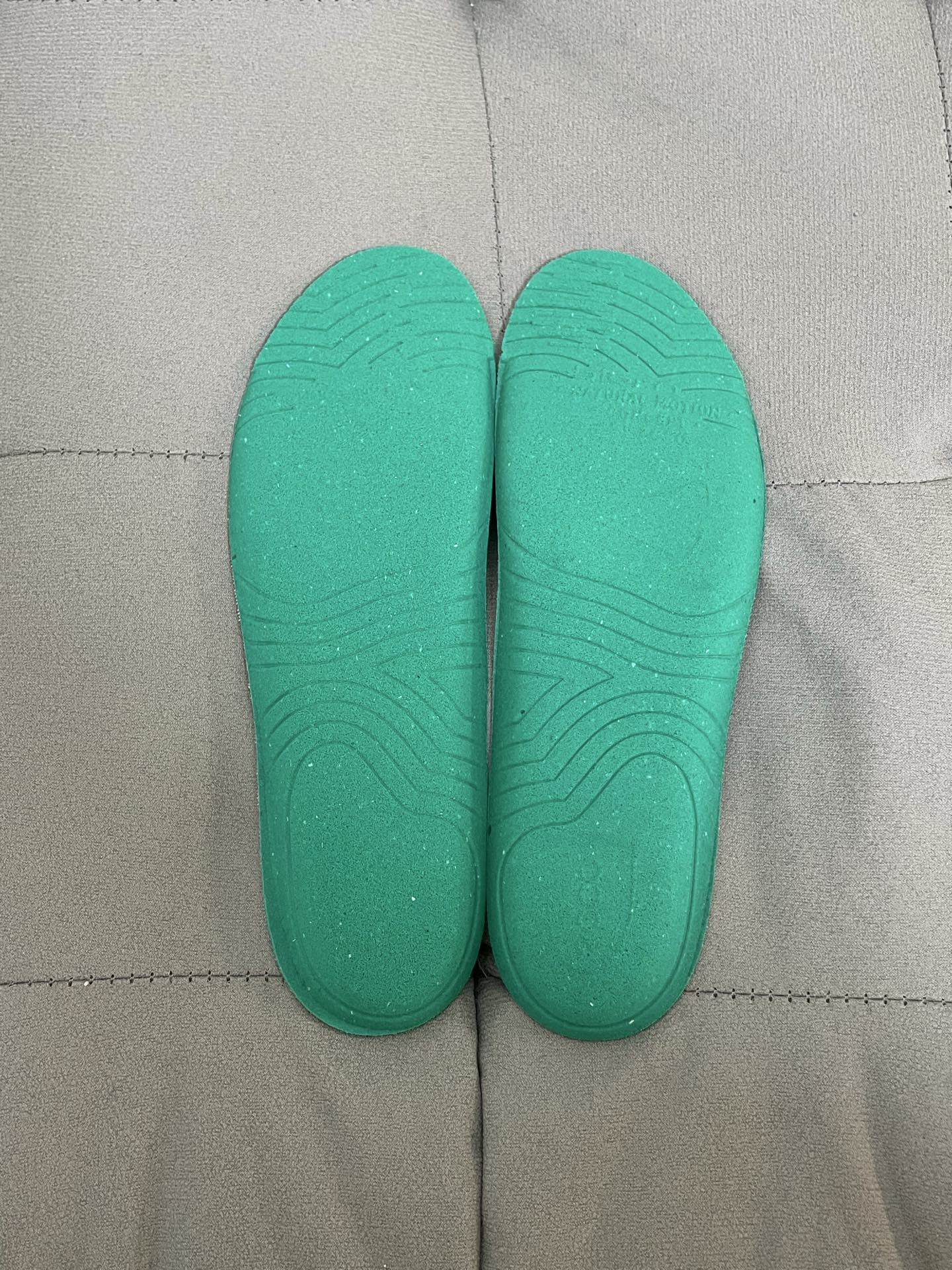 ECCO Mesh Breathable Lightweight Shock-Absorbing Men's Sports Casual Walking Shoes