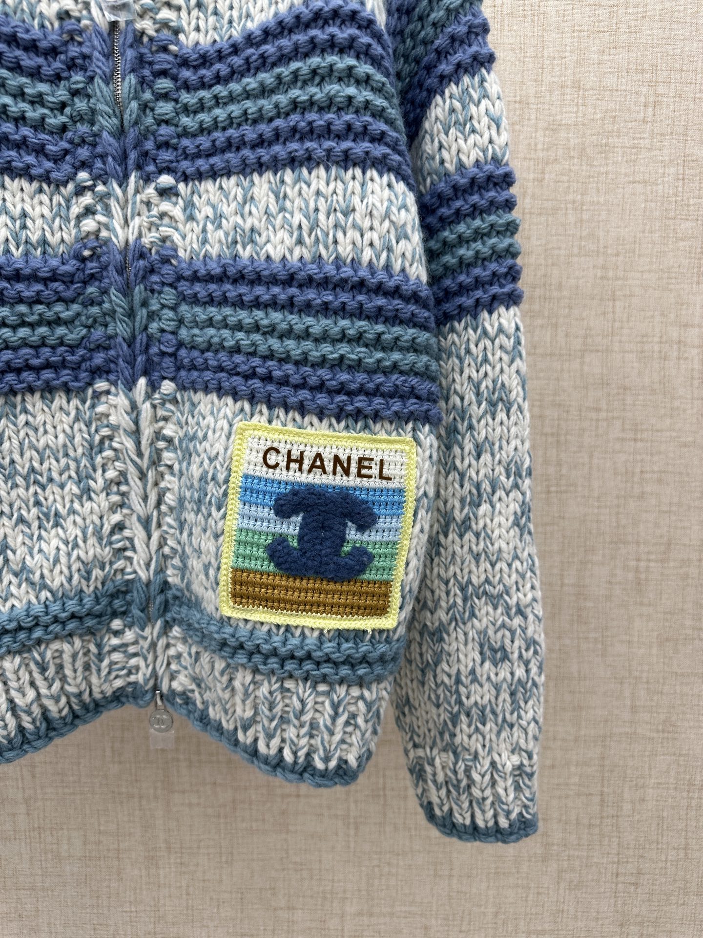 Chanel Blue-White Gradient Stripes/Double C Patch Zippered Chunky Knit Cardigan