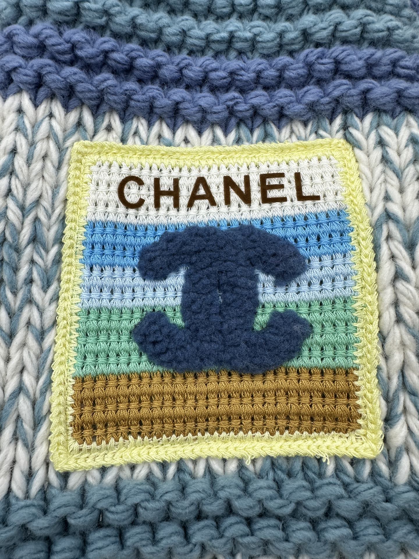 Chanel Blue-White Gradient Stripes/Double C Patch Zippered Chunky Knit Cardigan