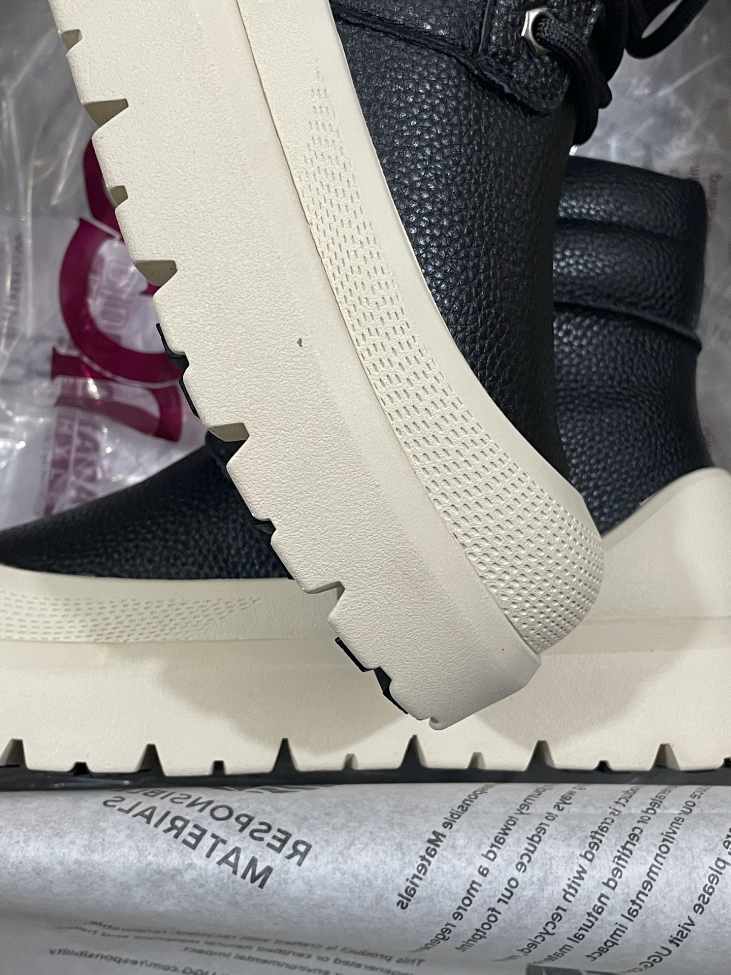 UGG Waterproof Leather Warm Lining Men's Autumn Winter Thick-Sole Ankle Boots