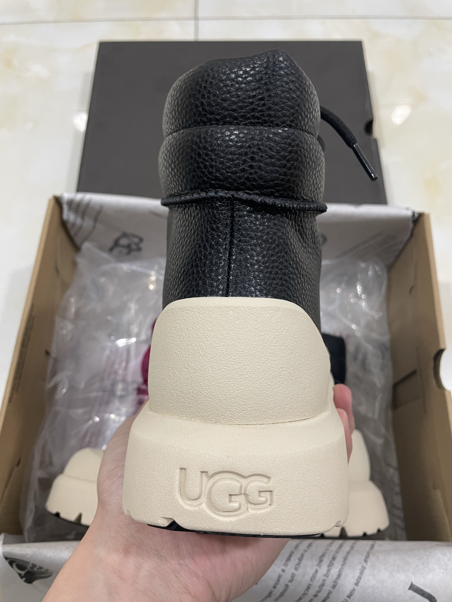 UGG Waterproof Leather Warm Lining Men's Autumn Winter Thick-Sole Ankle Boots