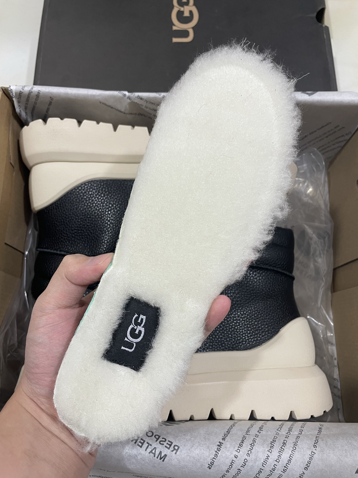 UGG Waterproof Leather Warm Lining Men's Autumn Winter Thick-Sole Ankle Boots