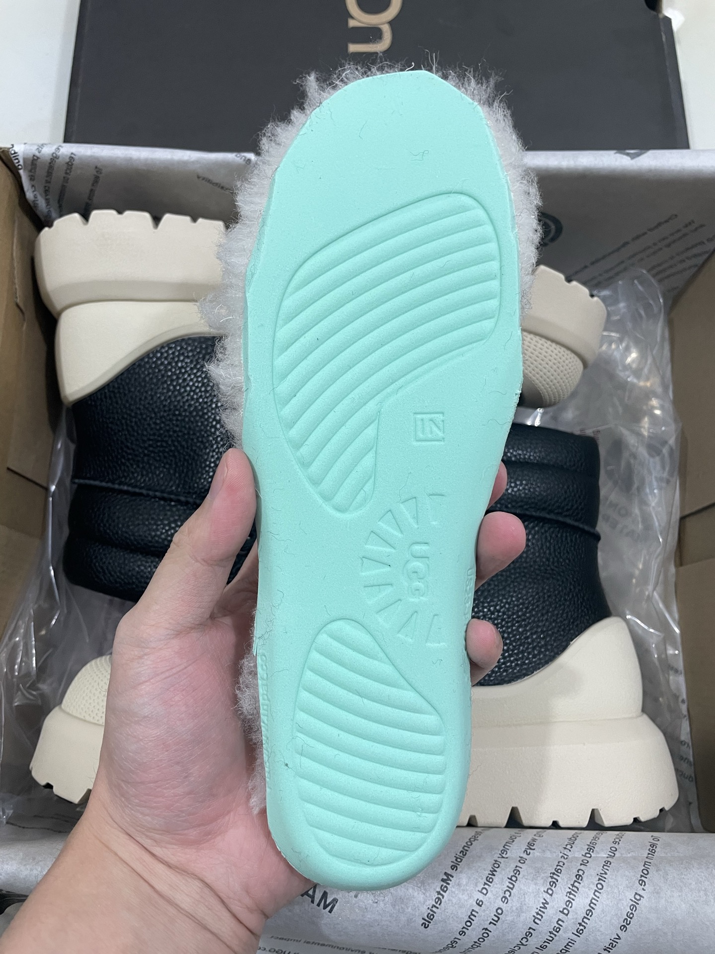 UGG Waterproof Leather Warm Lining Men's Autumn Winter Thick-Sole Ankle Boots