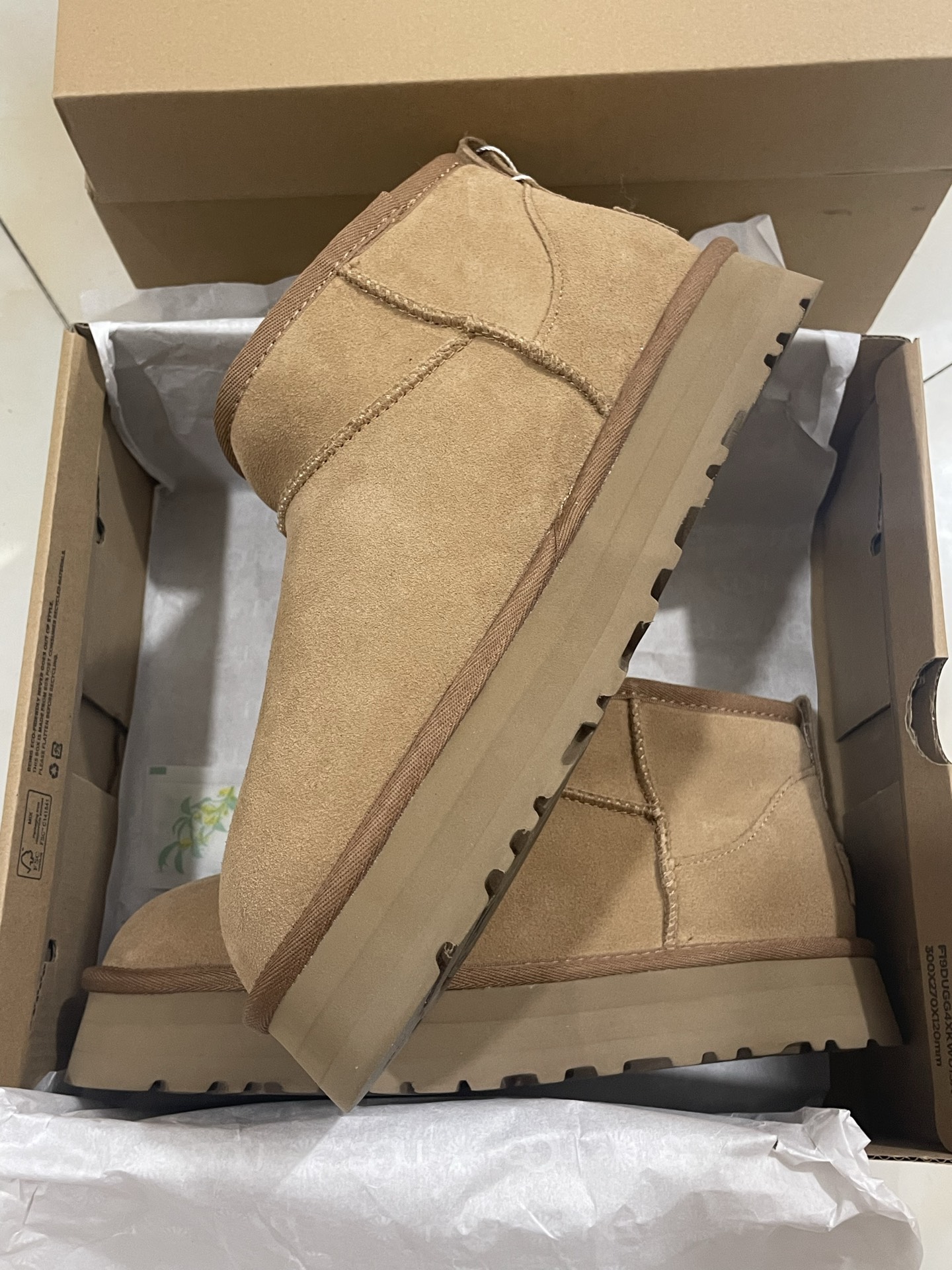 Sheepskin Fur Thick-Sole Warm Slip-On Mini Snow Boots