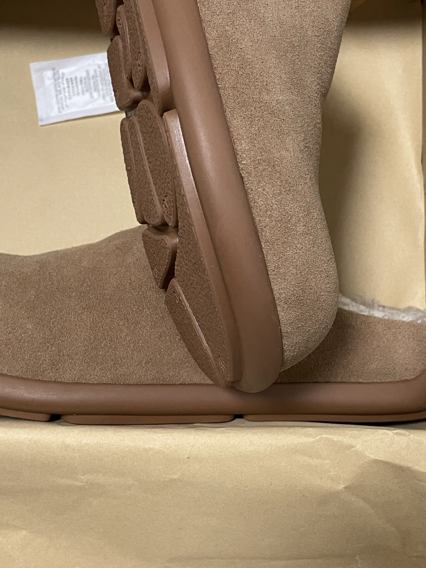 UGG Little Potato Sheepskin Fur Lined Toe-Protective Non-Slip Thick-Sole Mule Slippers