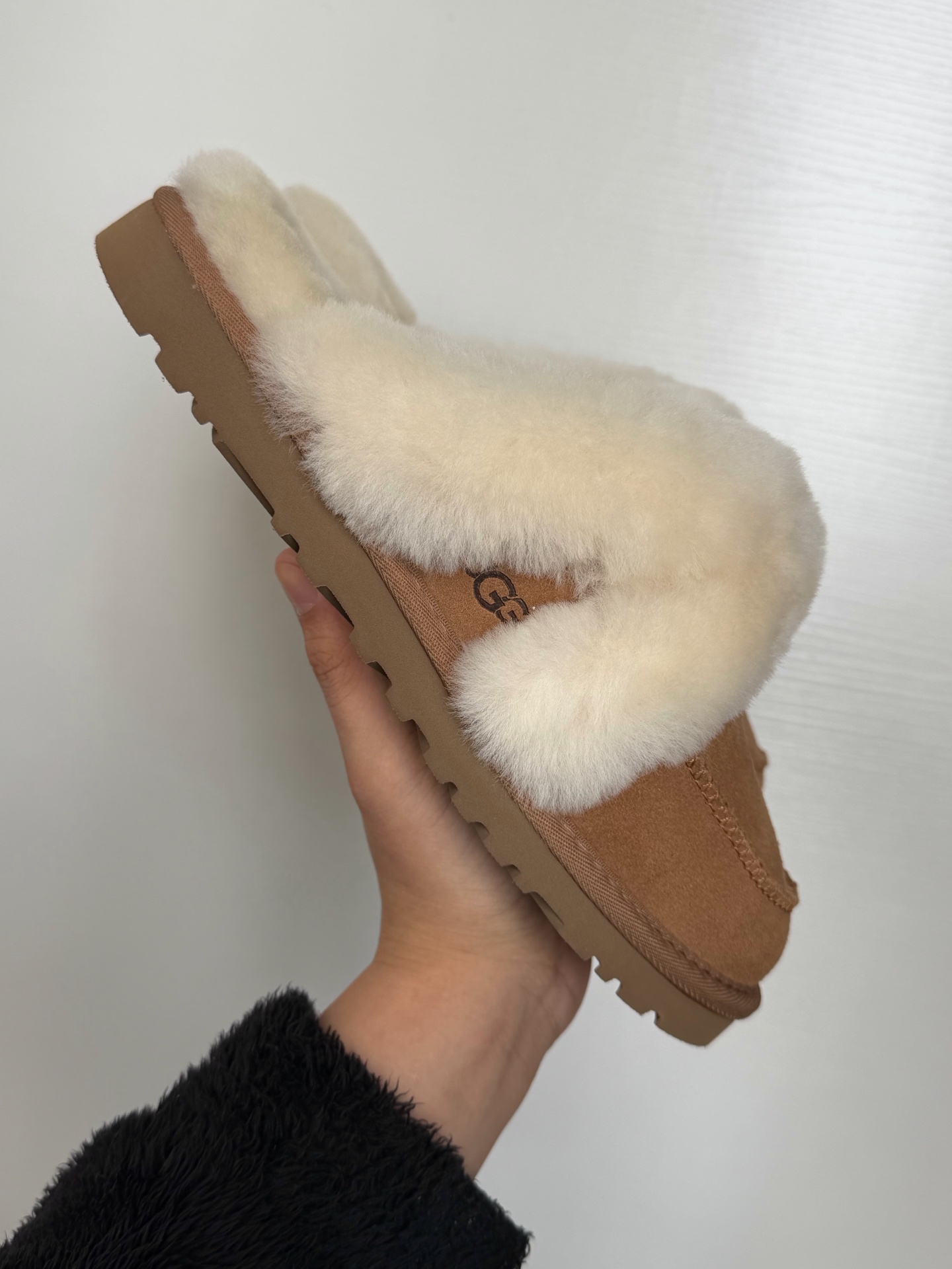 UGG Star Slide Series Sheepskin Lined Fleece-Lined Mules