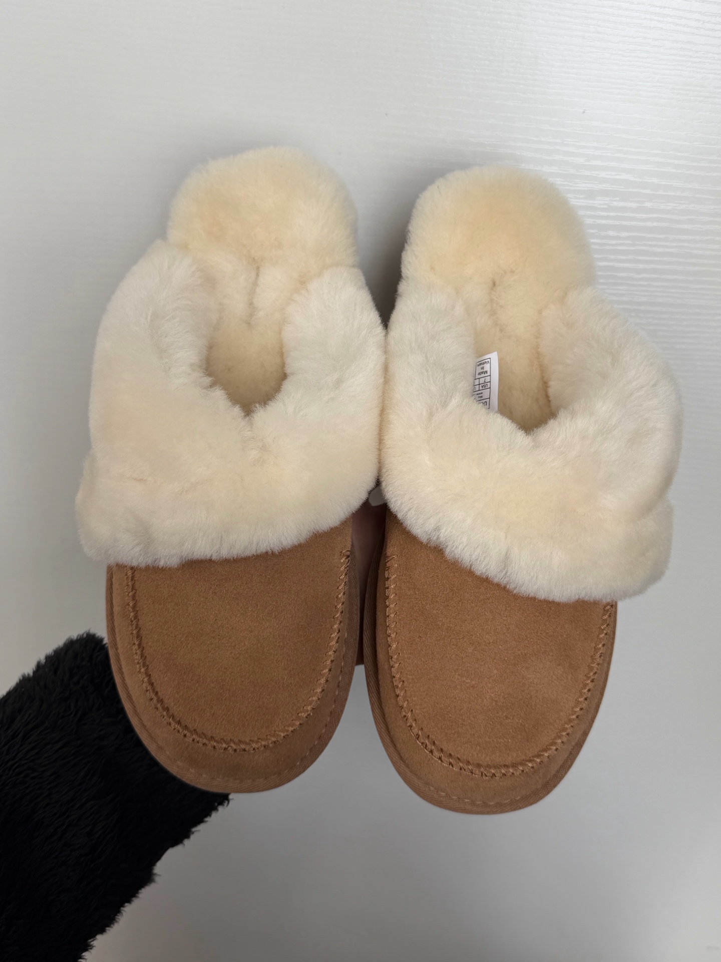 UGG Star Slide Series Sheepskin Lined Fleece-Lined Mules