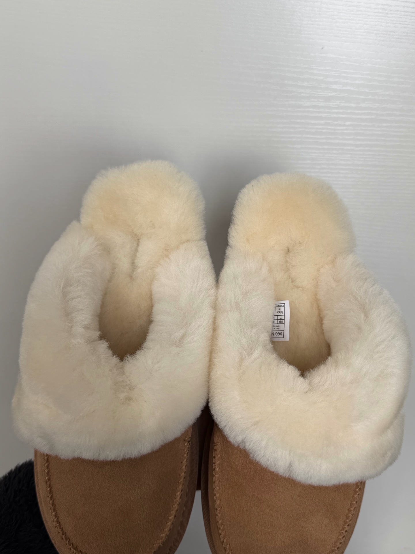UGG Star Slide Series Sheepskin Lined Fleece-Lined Mules