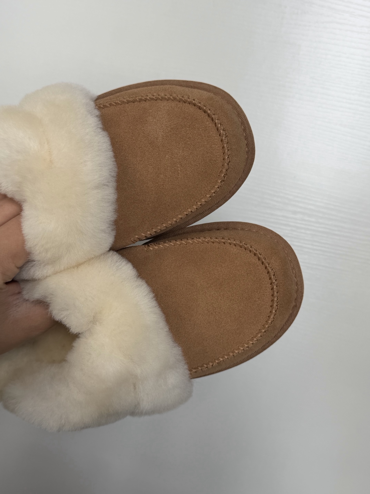 UGG Star Slide Series Sheepskin Lined Fleece-Lined Mules