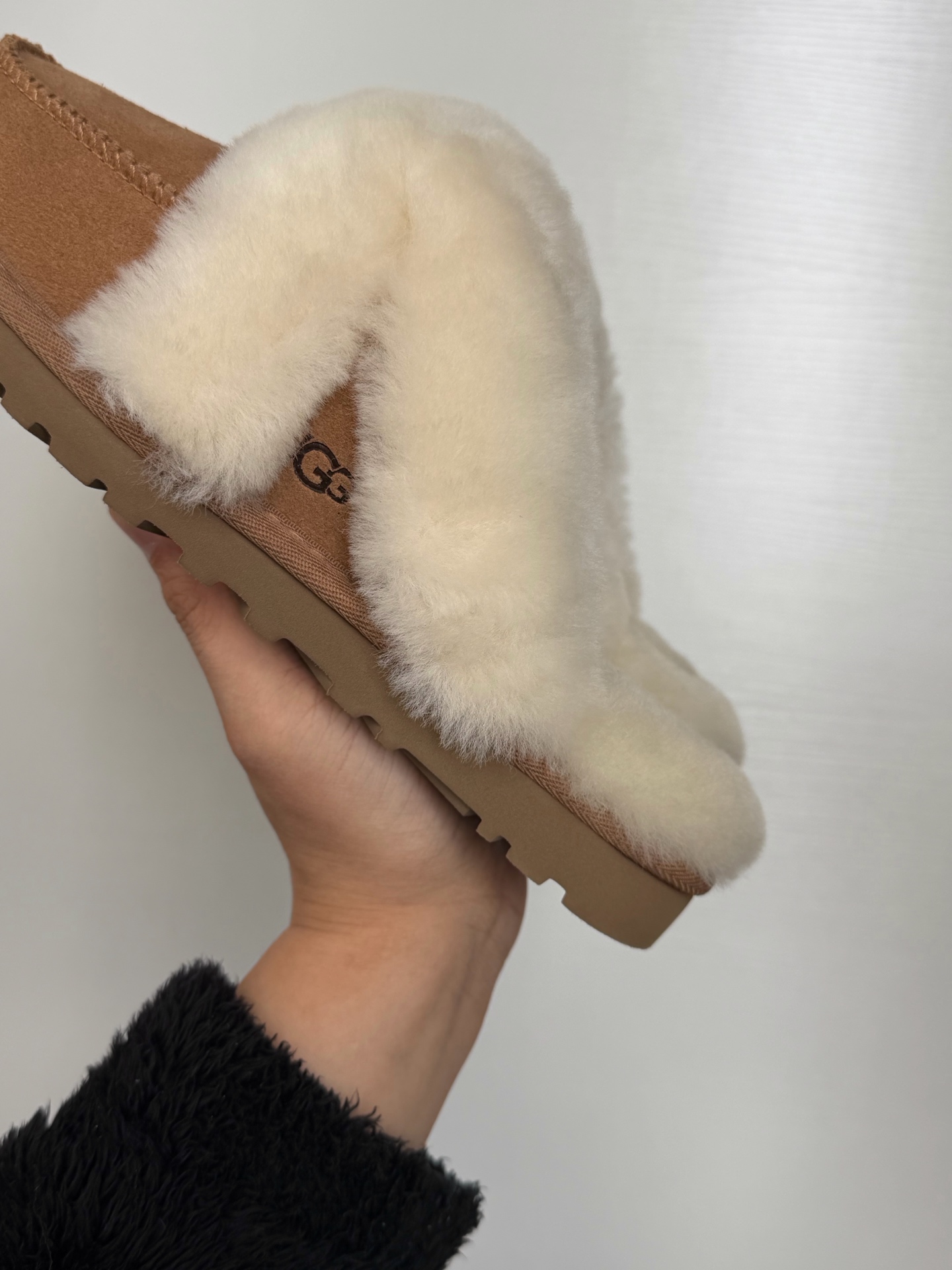 UGG Star Slide Series Sheepskin Lined Fleece-Lined Mules