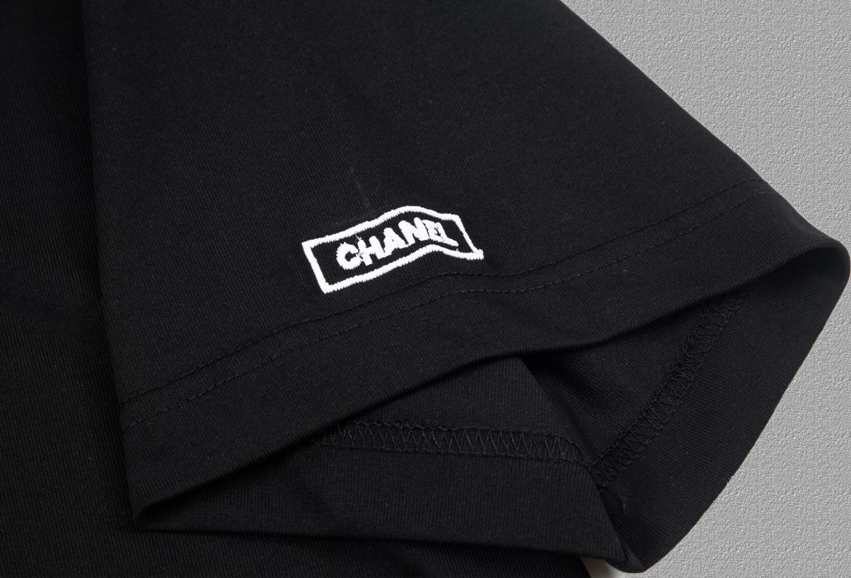 Chanel Crew Neck Short-Sleeve T-Shirt with Double C Logo & Sleeve Label Detail