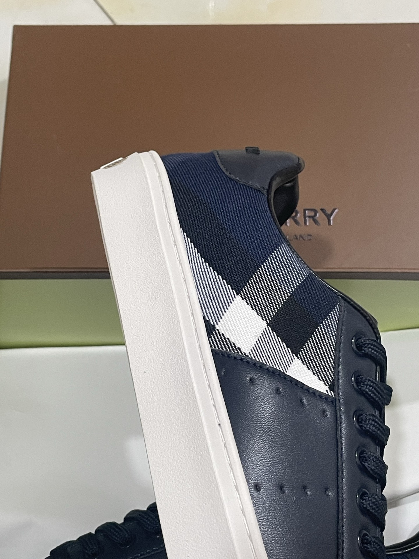 Burberry Check Terrace Navy Check Casual Sneakers