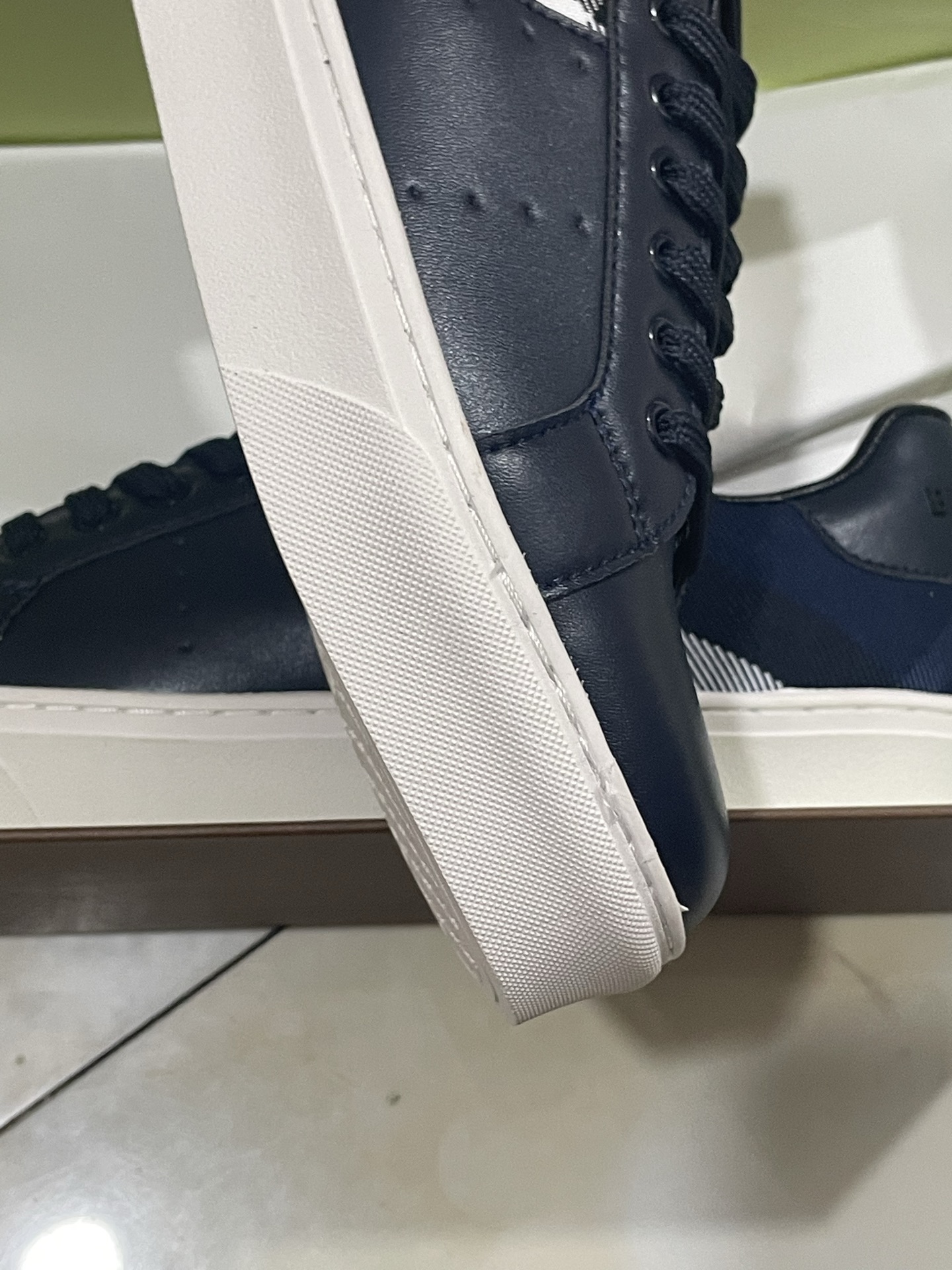 Burberry Check Terrace Navy Check Casual Sneakers