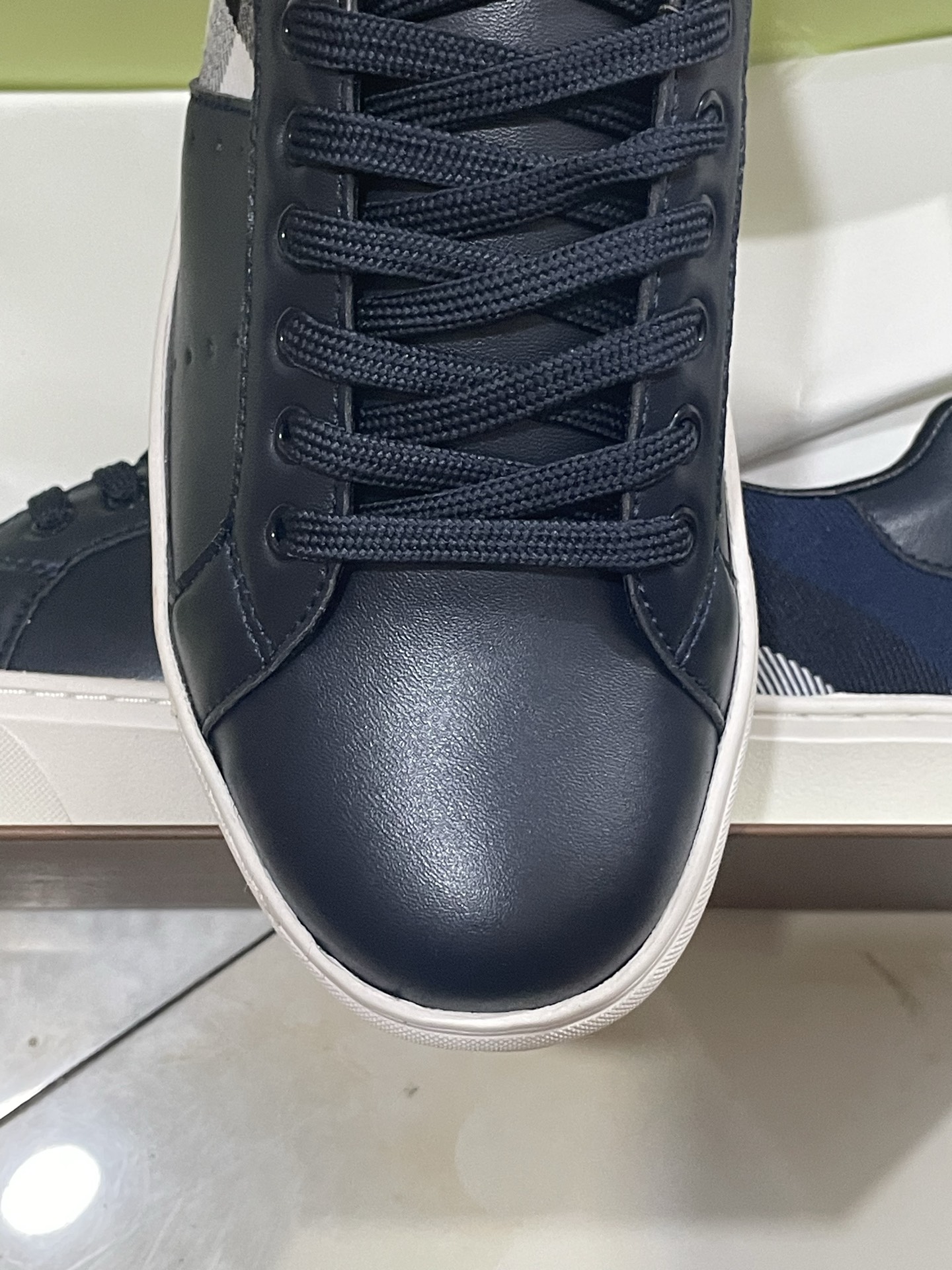 Burberry Check Terrace Navy Check Casual Sneakers