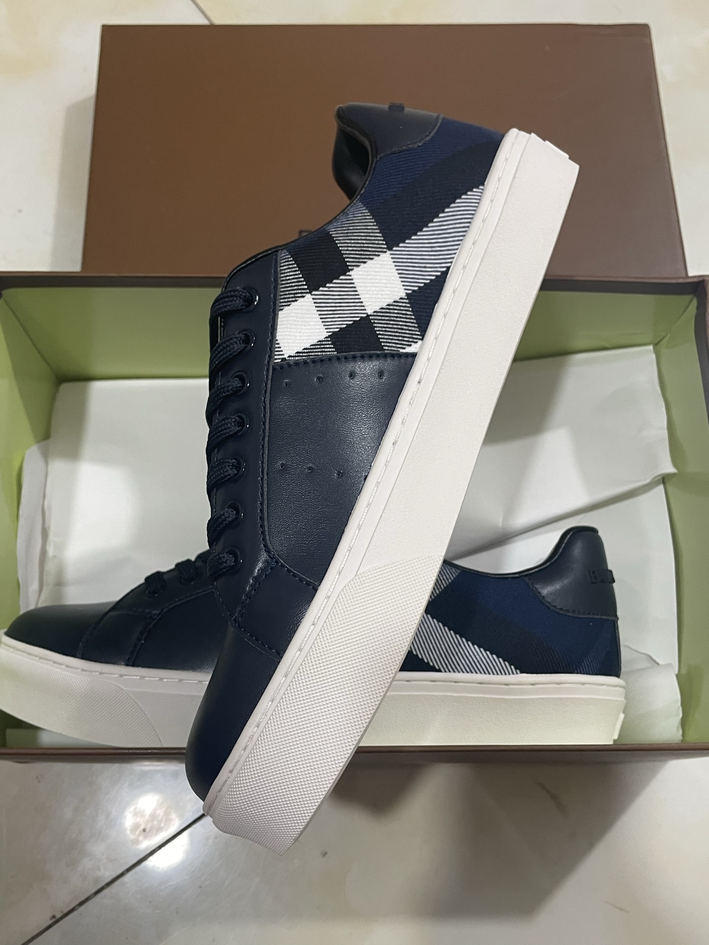 Burberry Check Terrace Navy Check Casual Sneakers