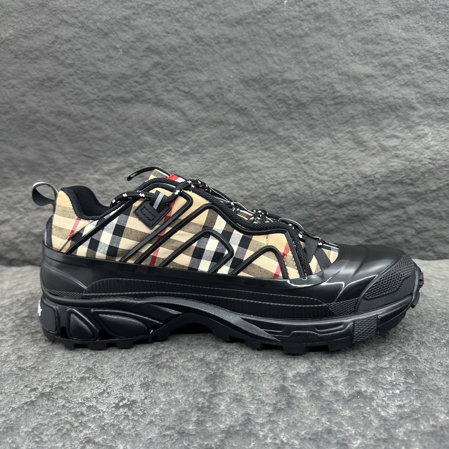 Burberry Arthur Vintage Check Waterproof Thick-Sole Hiker Sneakers