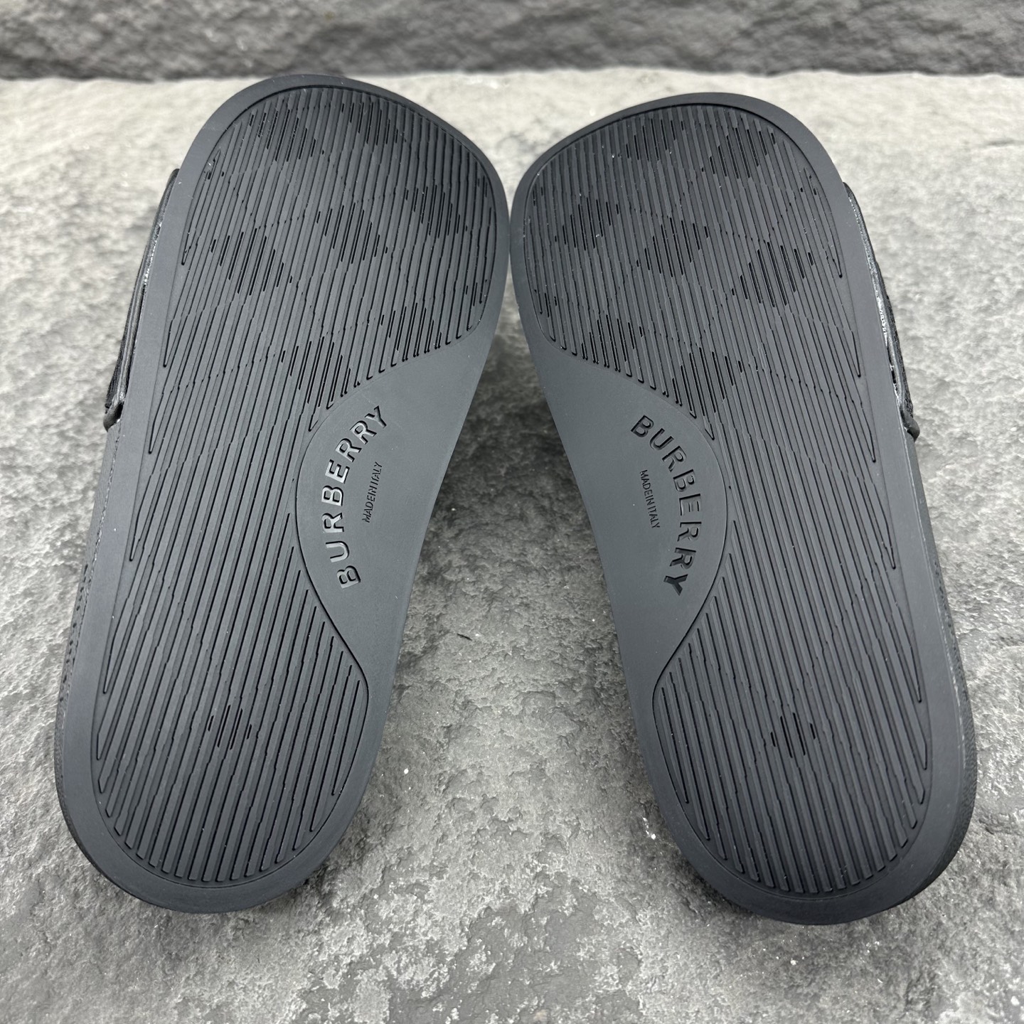 Burberry Vintage Check Comfort Non-Slip Slide Sandals