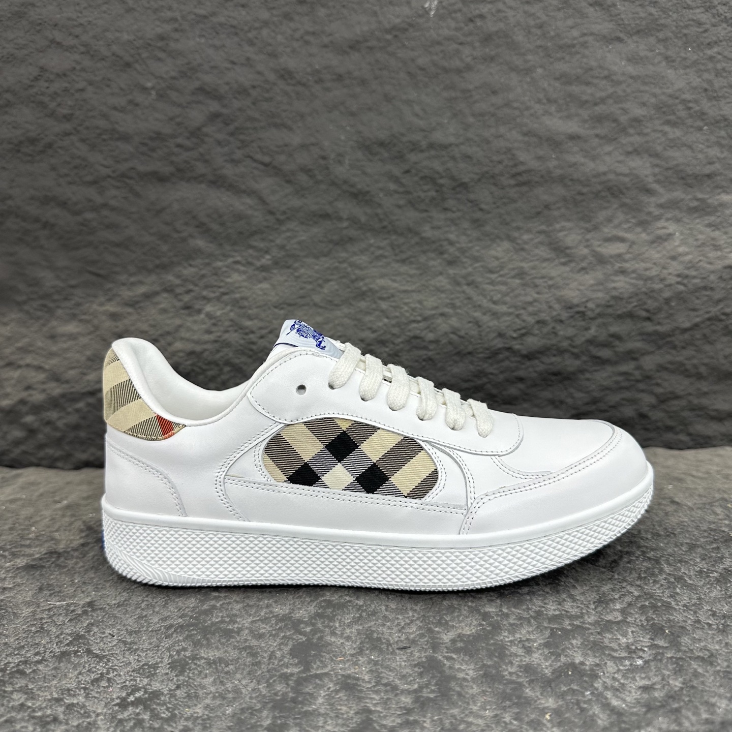 Burberry Low-Top Check Detail Sneakers