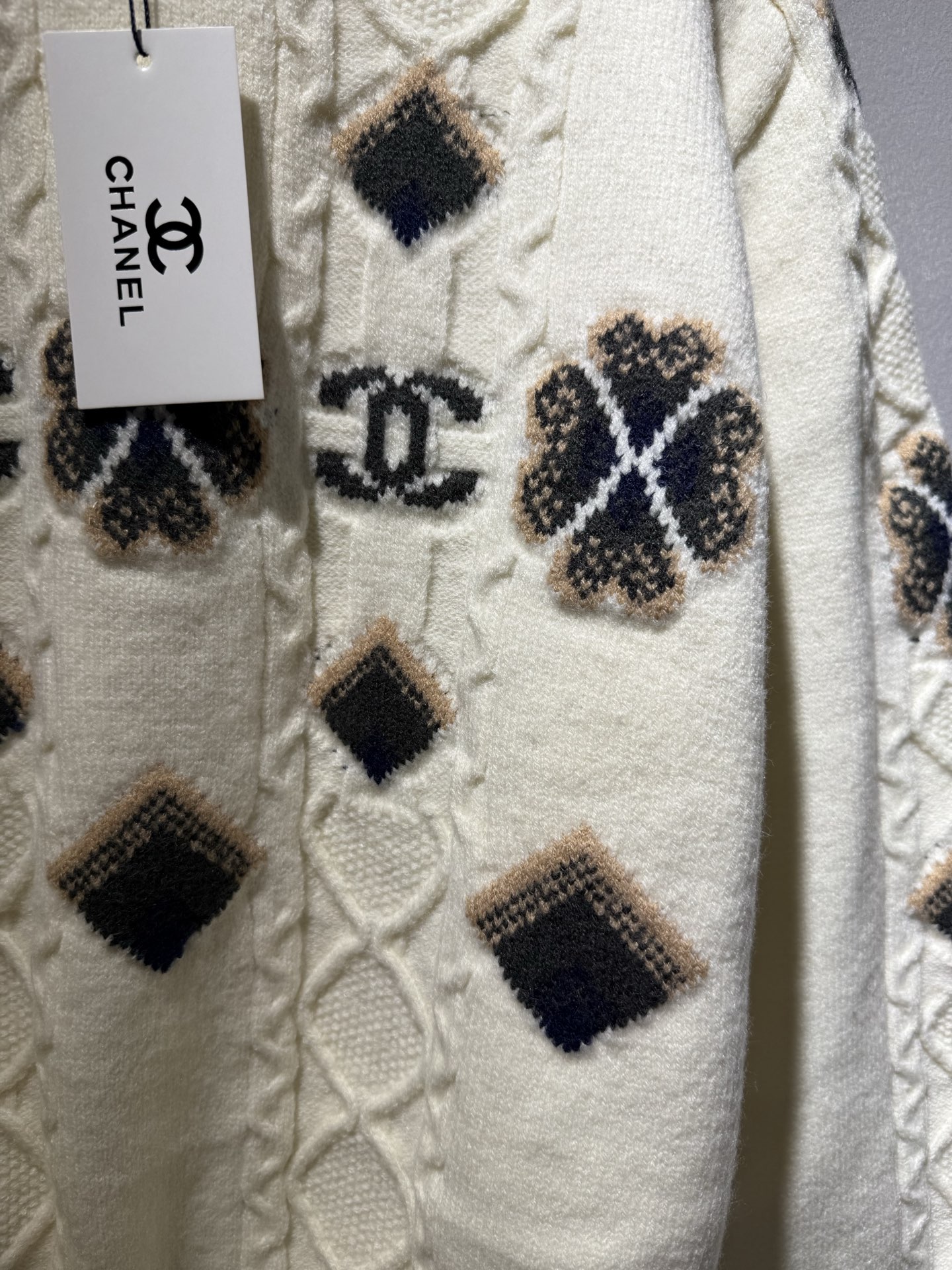 Chanel New Autumn/Winter Knit Jacquard Sweater - Ski Collection