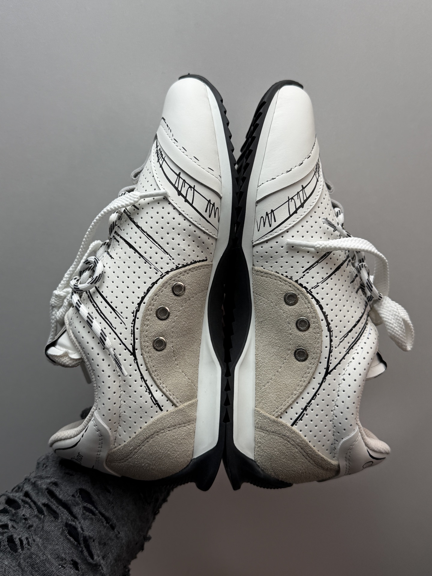 DIOR D-Sketch Graffiti Calfskin Paneled Casual Sneakers