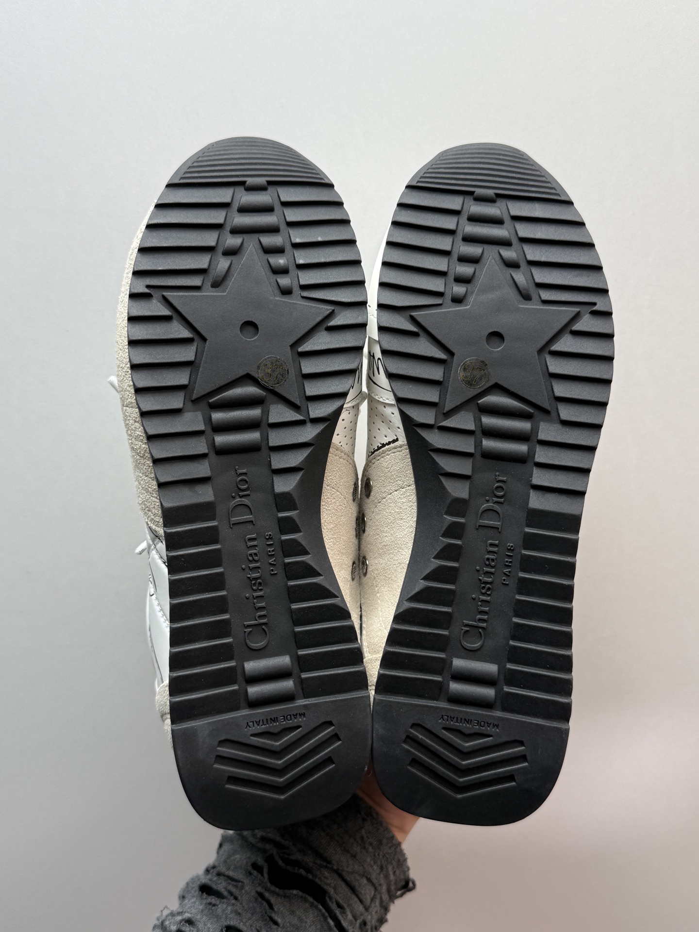 DIOR D-Sketch Graffiti Calfskin Paneled Casual Sneakers