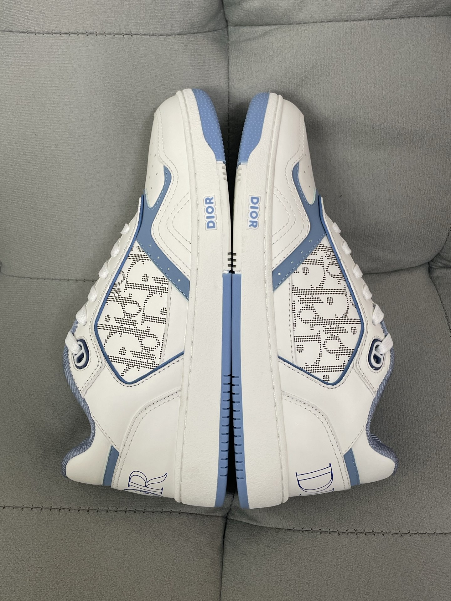 DIOR B27 Monogram Cutout Paneled Two-Tone Leather Casual Sneakers