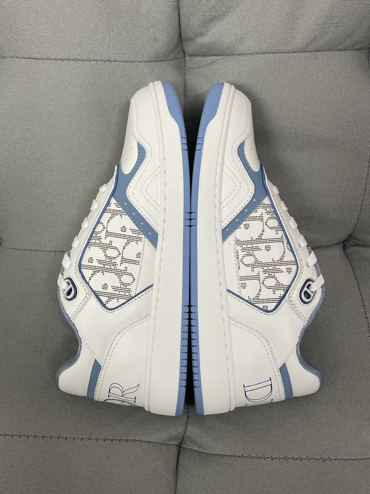 DIOR B27 Monogram Cutout Paneled Two-Tone Leather Casual Sneakers