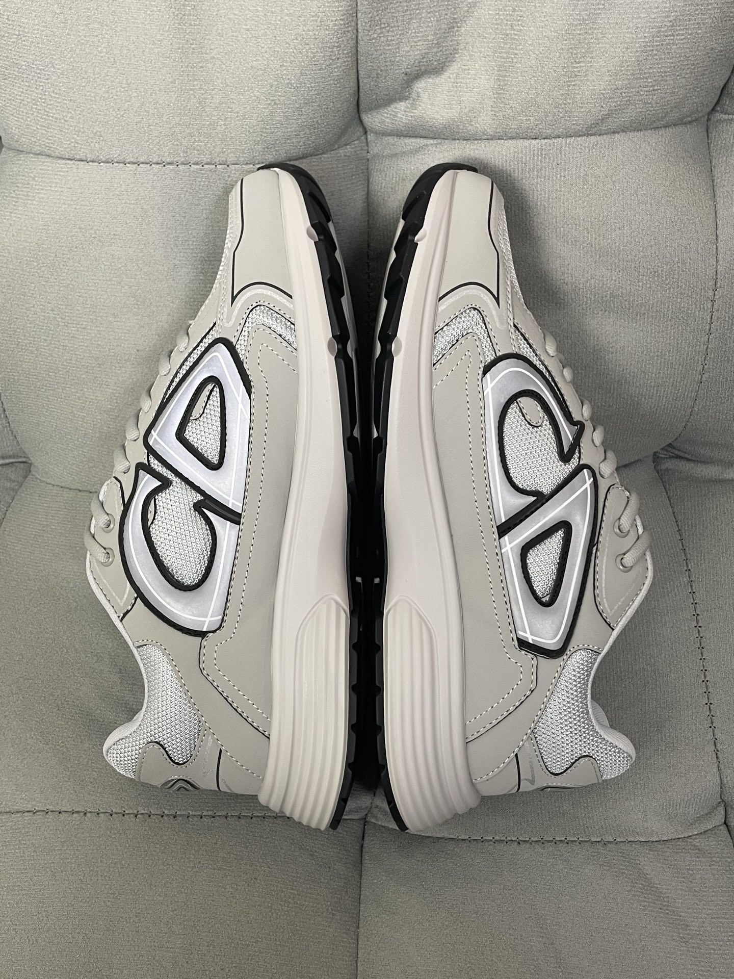 Dior D-Connect Retro Casual Sneakers