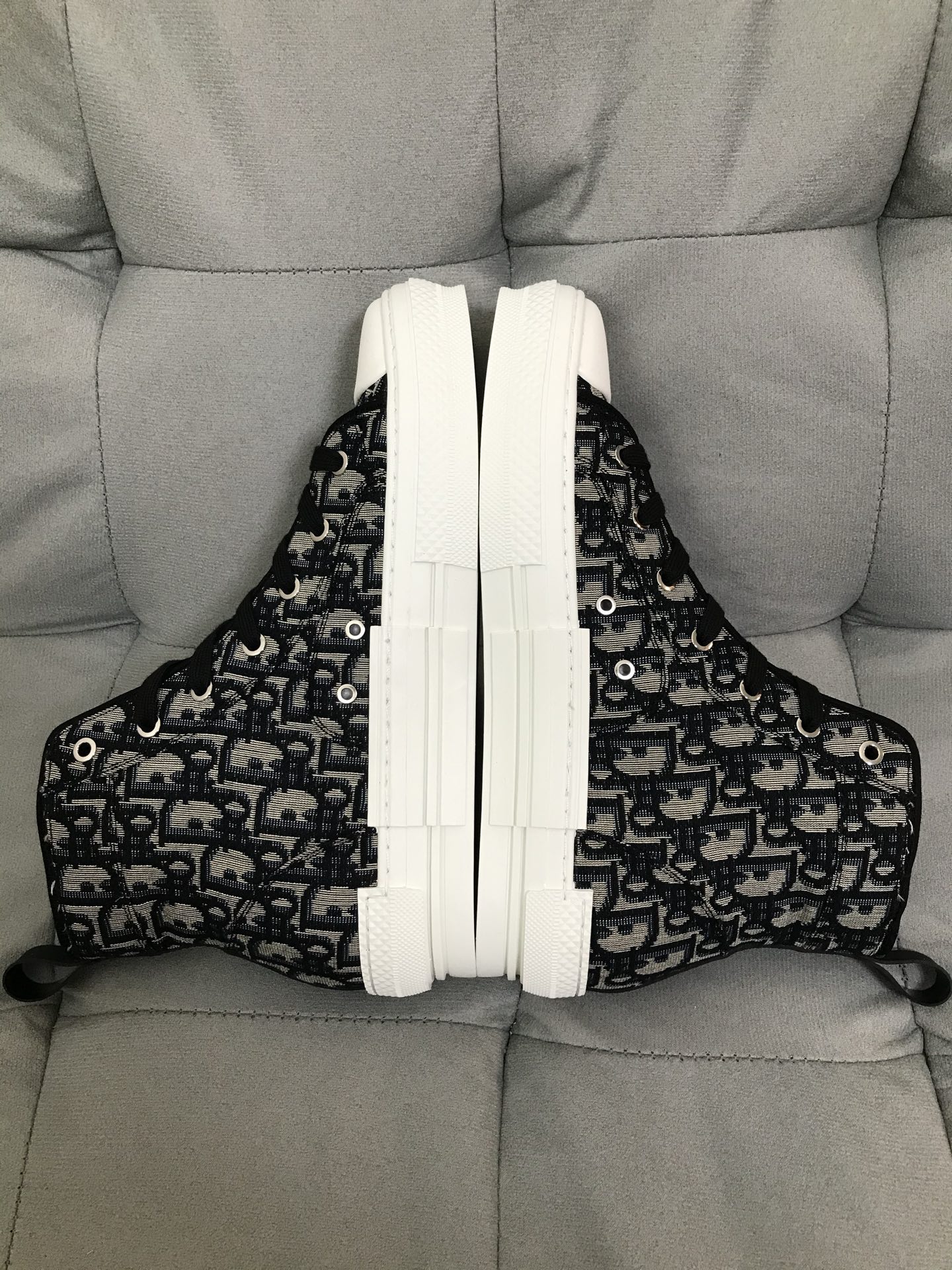 DIOR B23 Oblique Monogram High-Top Casual Canvas Sneakers