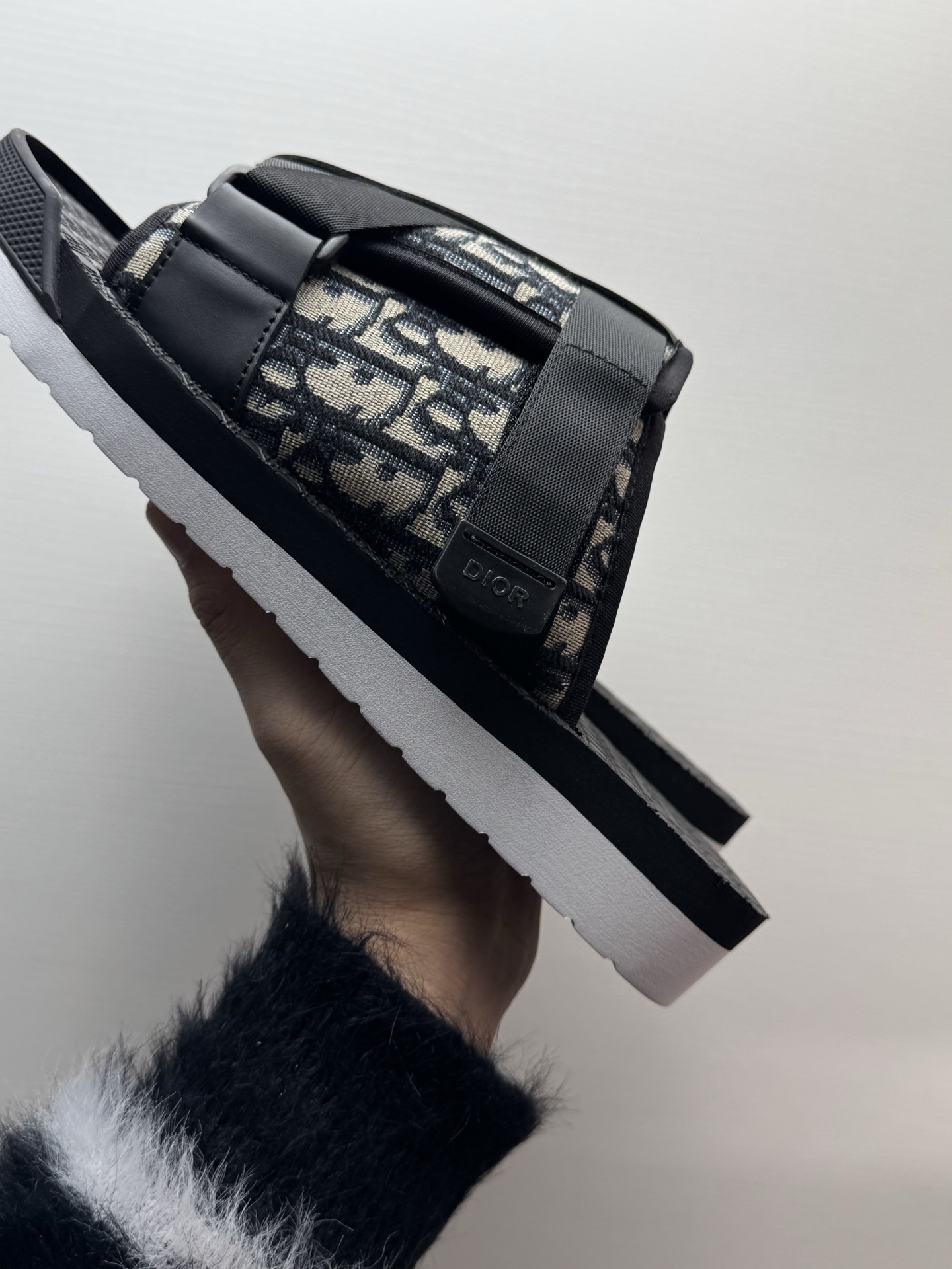 Dior Oblique Monogram Velcro Casual Slippers