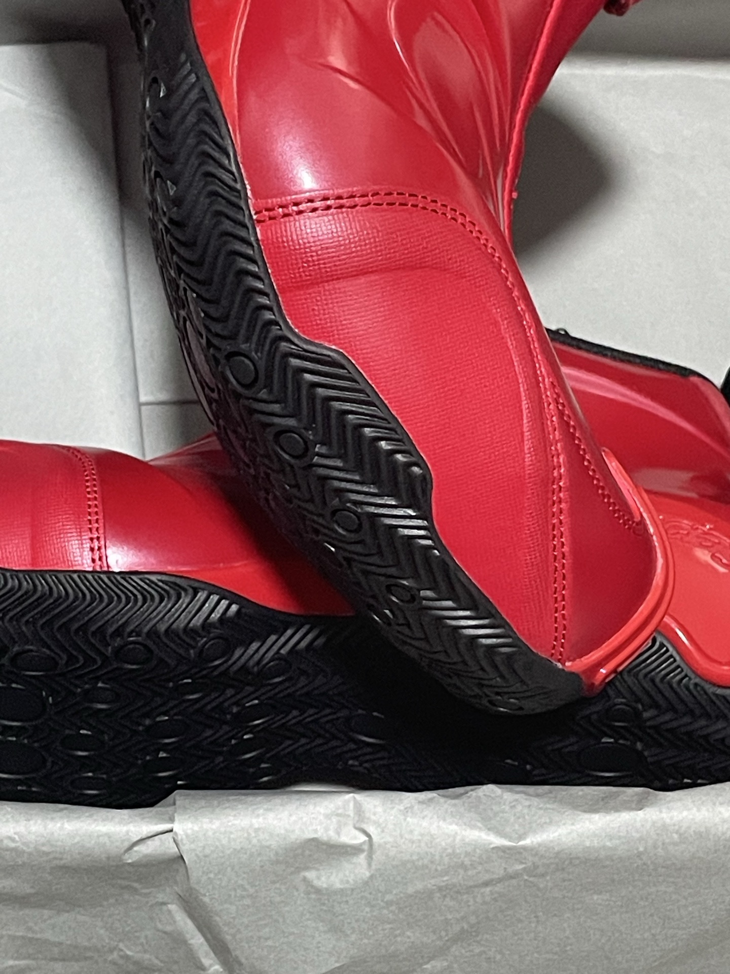 BALENCIAGA 2025 SS Patent Red Integrated Zipper High-Top Fashion Basketball Sneakers