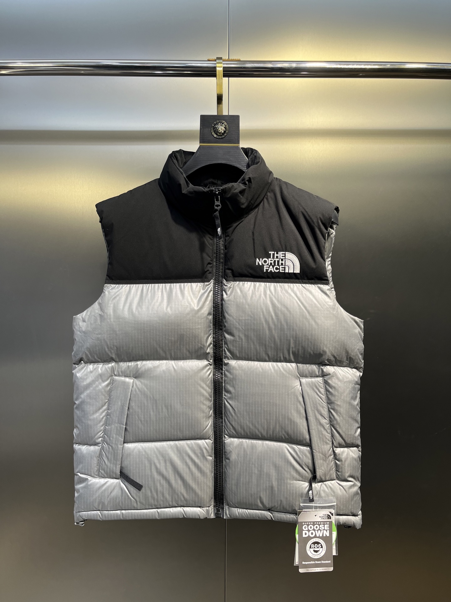 The North Face Large Plaid Thickened Down Vest - Unisex