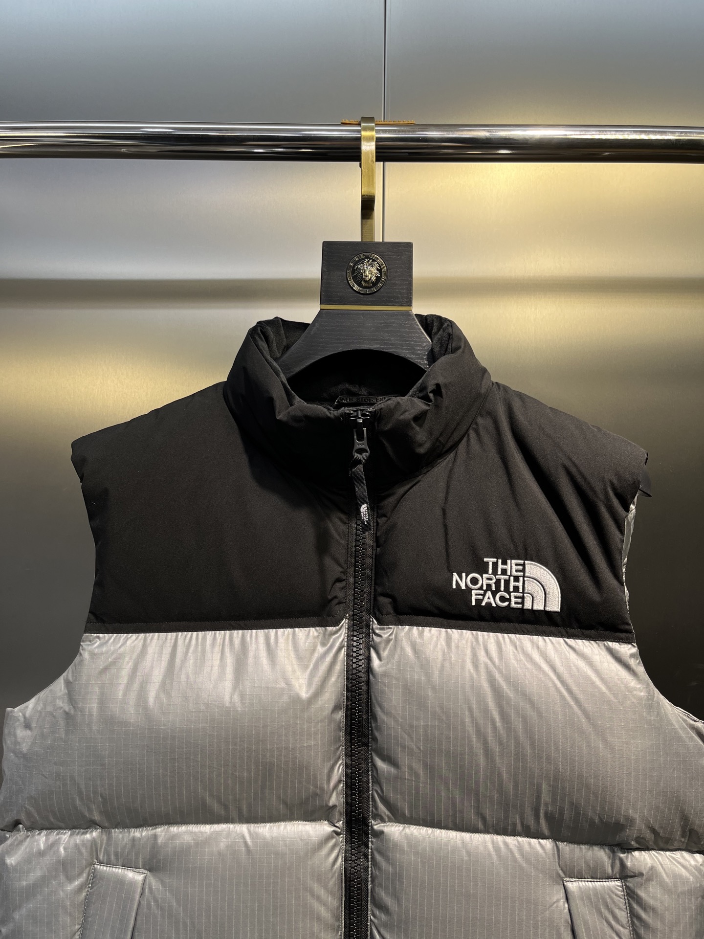 The North Face Large Plaid Thickened Down Vest - Unisex