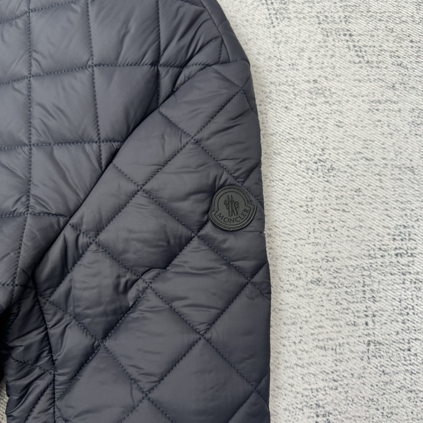 Moncler New Oise Short Quilted Cotton Jacket - Premium Cotton Shell, Slim-Fit Silhouette, Cold-Resistan