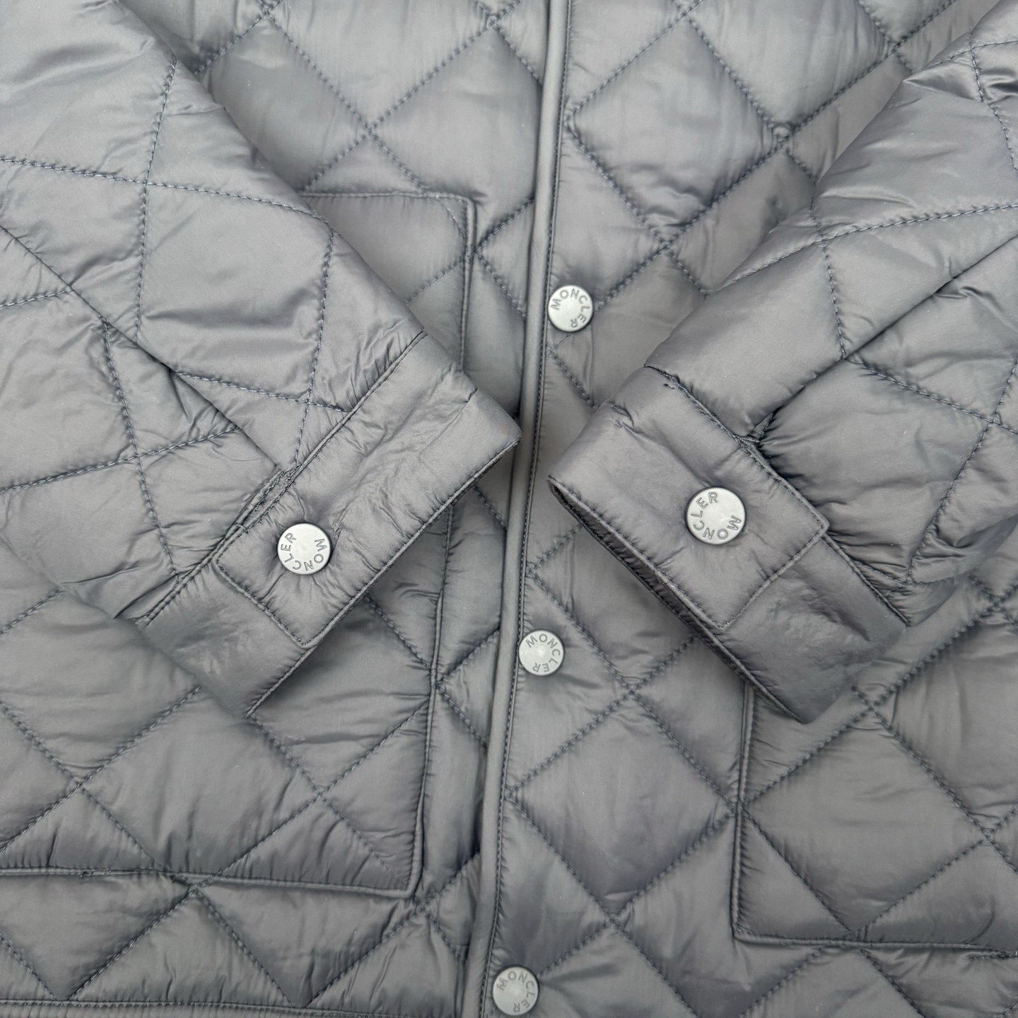 Moncler New Oise Short Quilted Cotton Jacket - Premium Cotton Shell, Slim-Fit Silhouette, Cold-Resistan