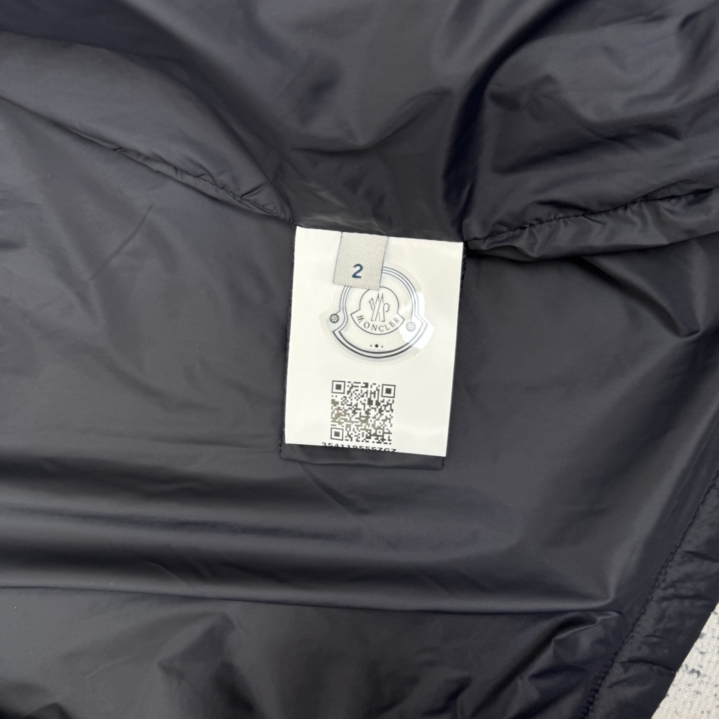 Moncler New Oise Short Quilted Cotton Jacket - Premium Cotton Shell, Slim-Fit Silhouette, Cold-Resistan