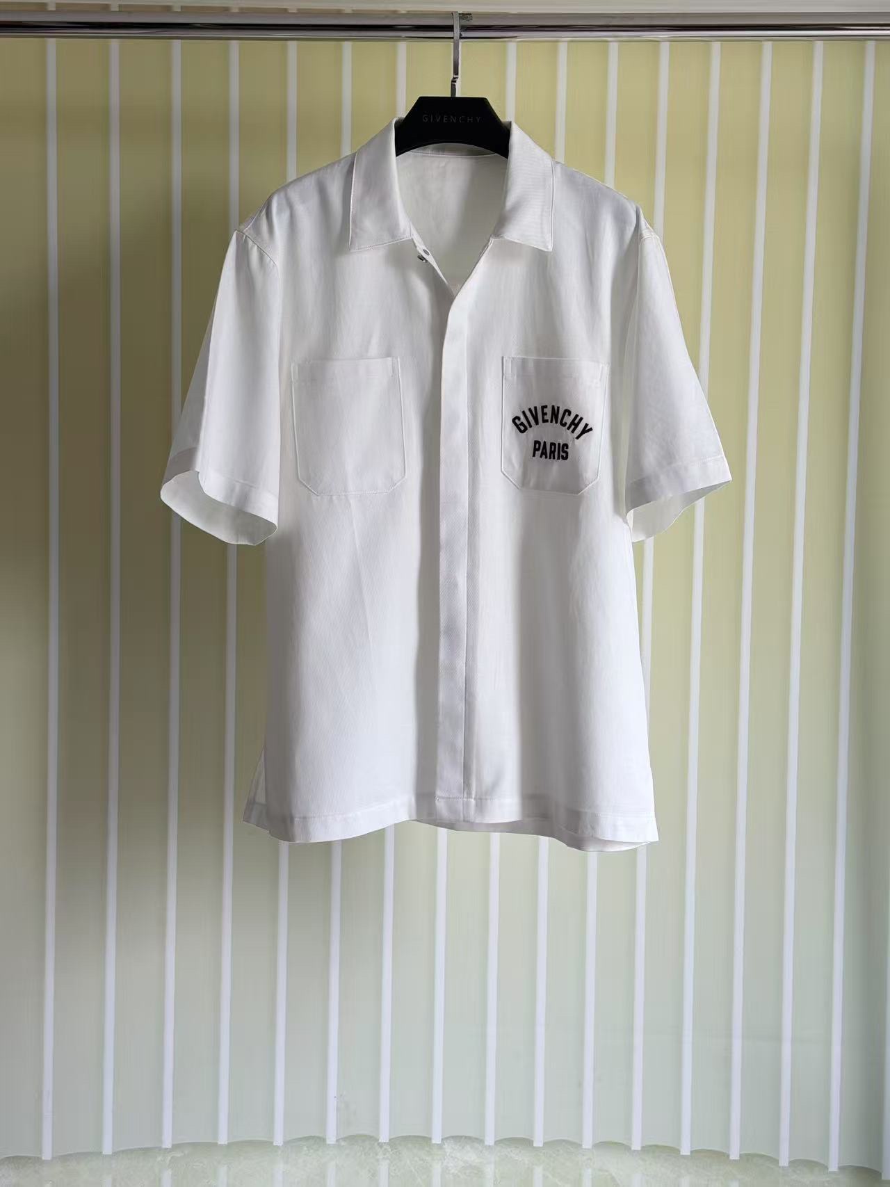 GIVENCHY Logo Print Breathable Lightweight Short-Sleeve Shirt