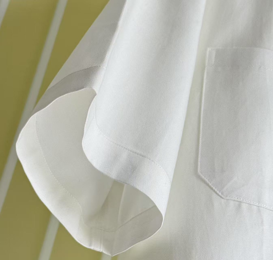 GIVENCHY Logo Print Breathable Lightweight Short-Sleeve Shirt