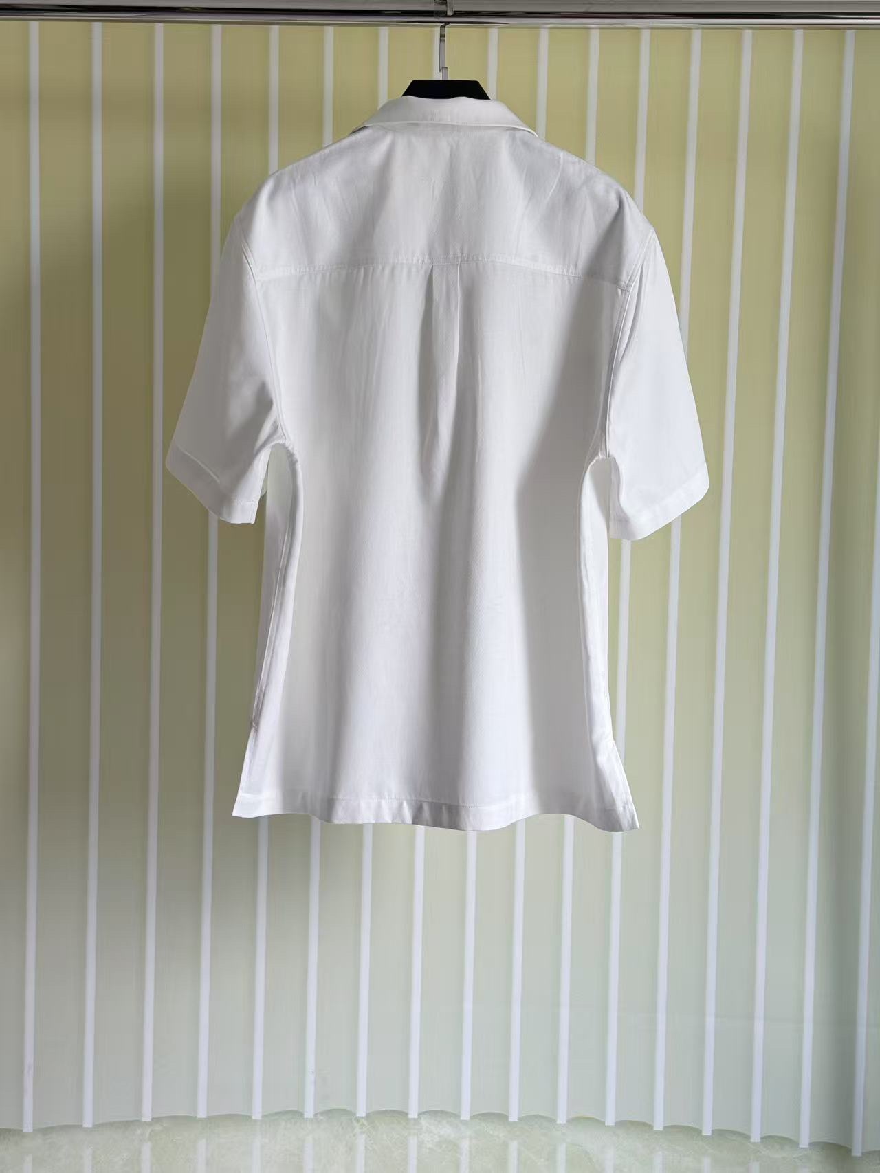 GIVENCHY Logo Print Breathable Lightweight Short-Sleeve Shirt