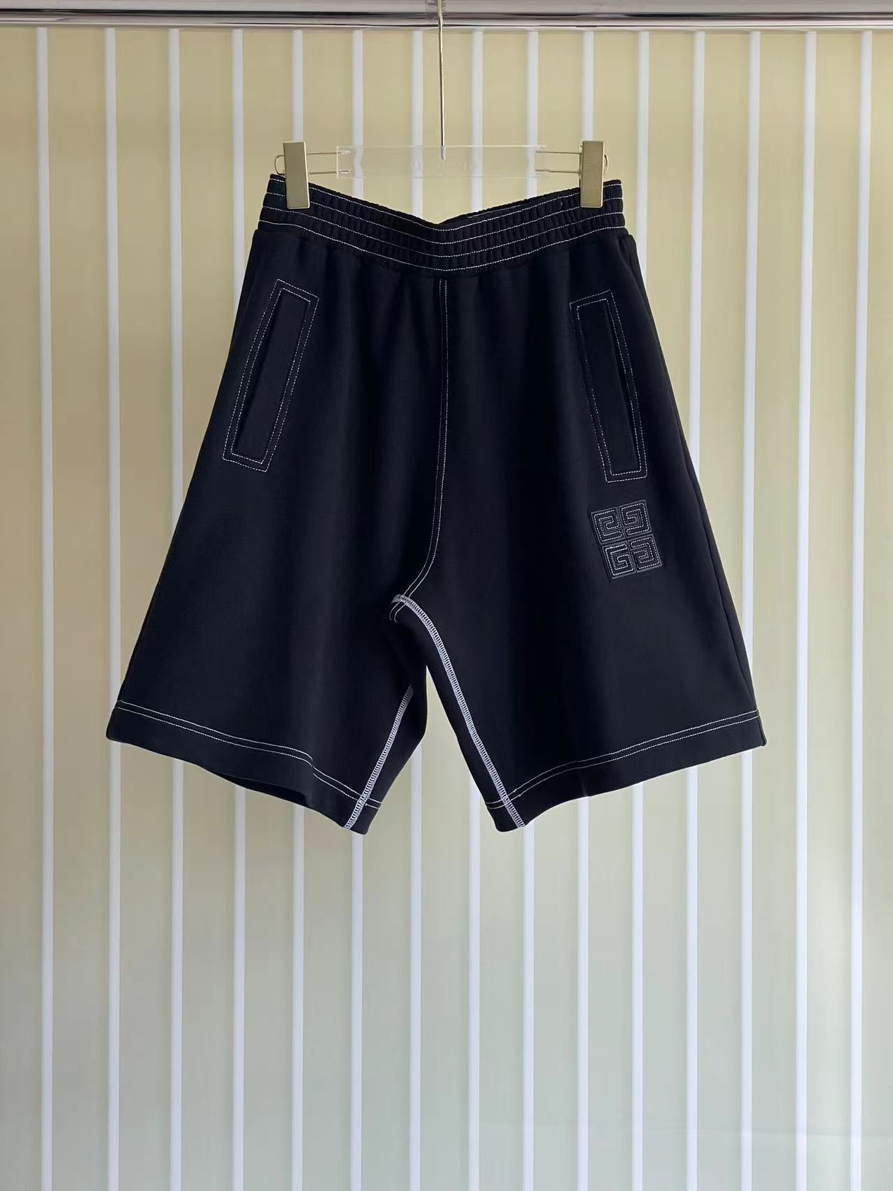 Givenchy 4G Logo Contrast-Stitch Shorts