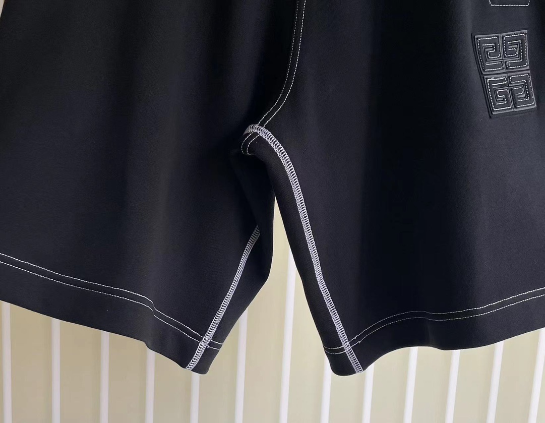Givenchy 4G Logo Contrast-Stitch Shorts
