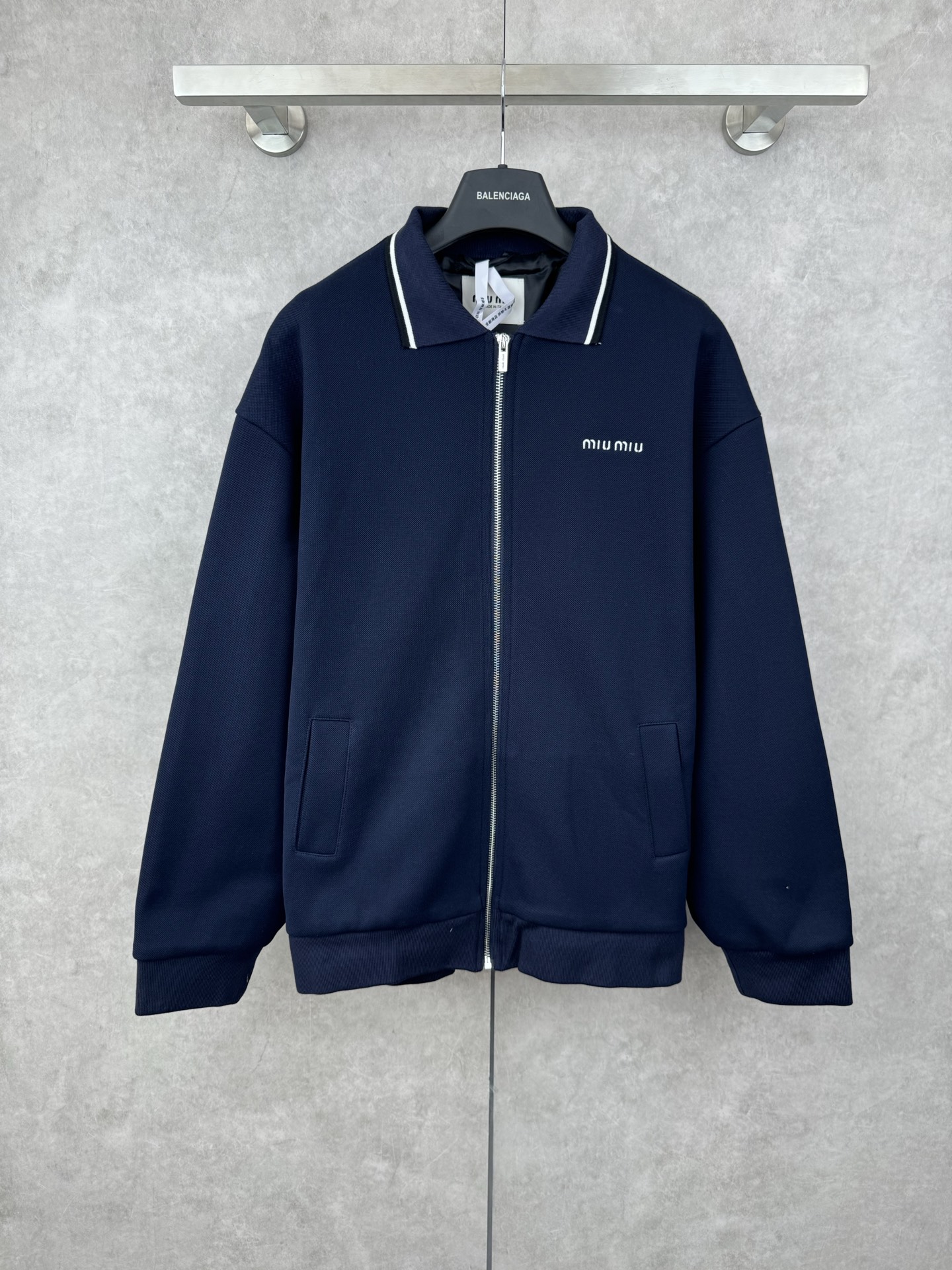 Miu Miu 25SS Letter-Embroidered Piqué Collared Jacket