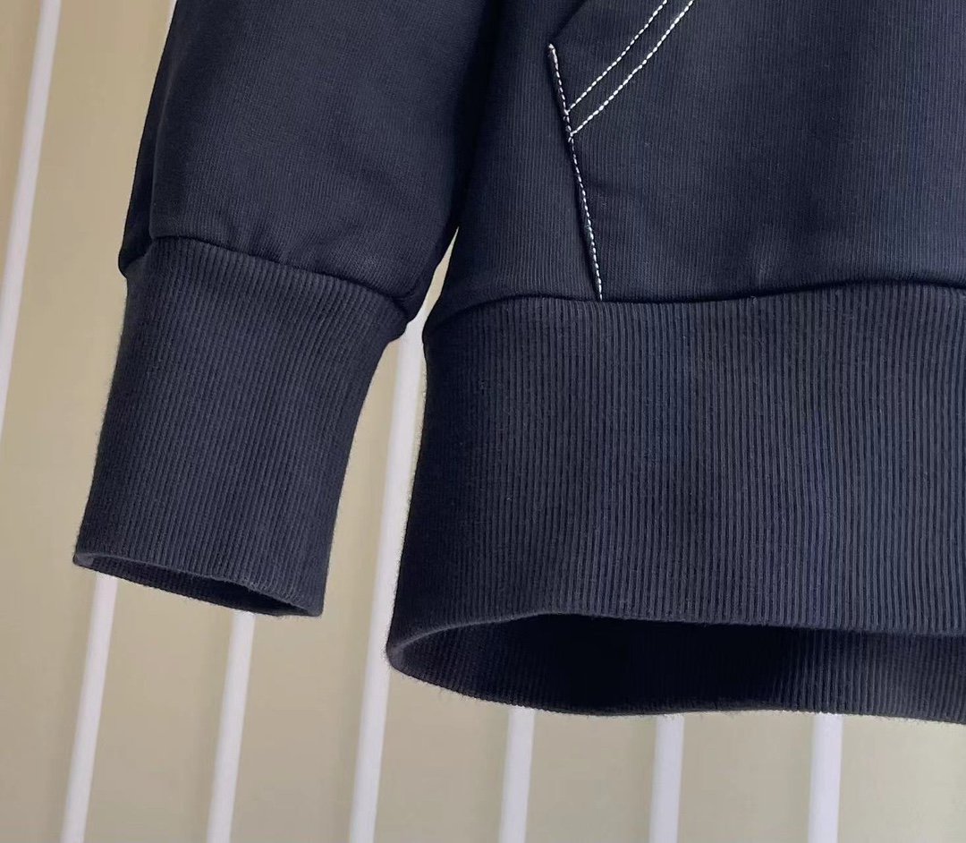 Givenchy 4G Logo Contrast-Stitch Hoodie