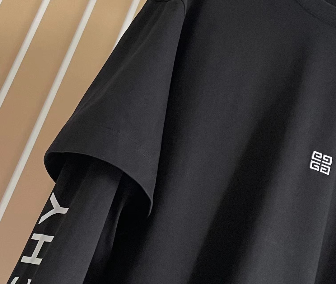 Givenchy 4G Logo Layered Long-Sleeve T-Shirt