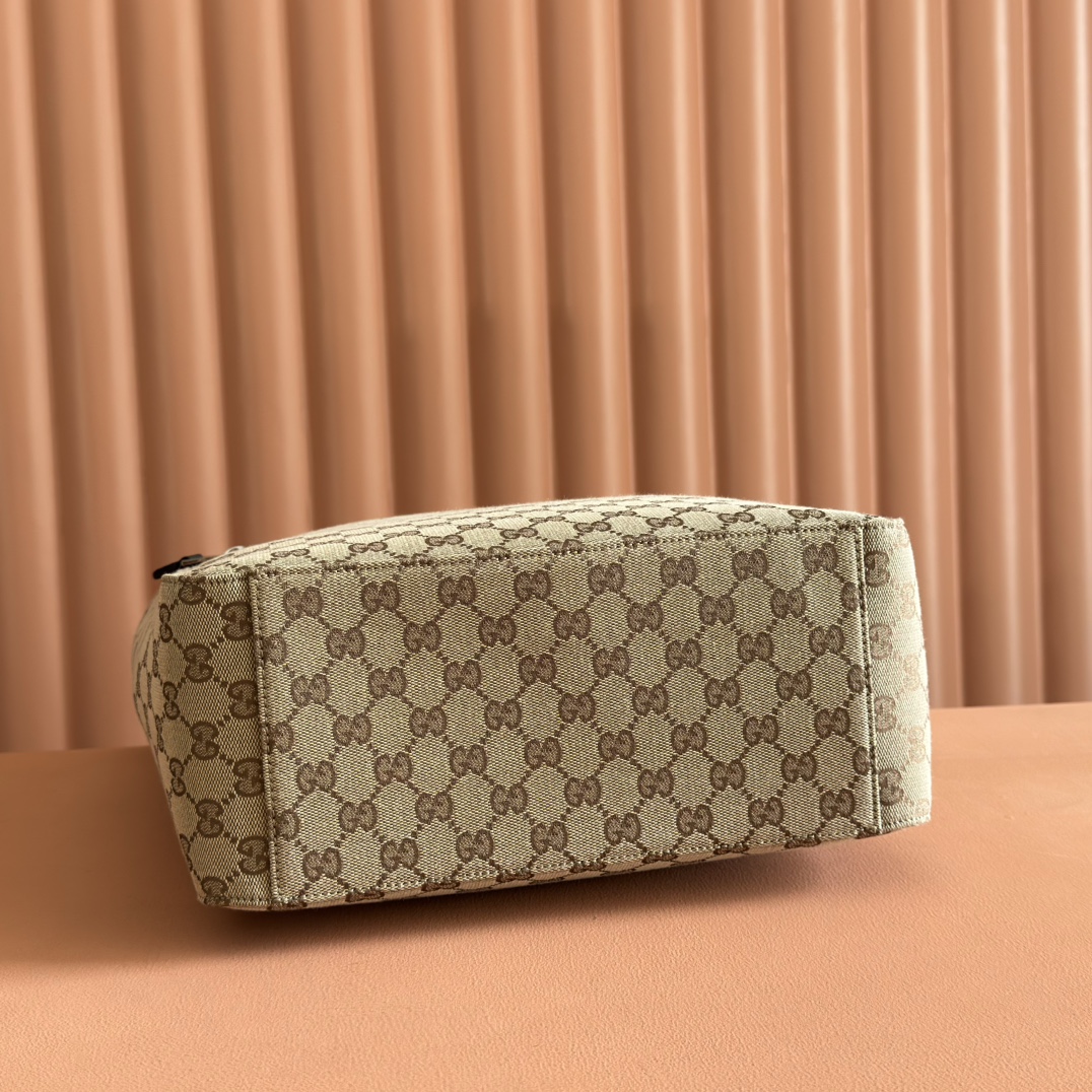 Gucci Model: 834796 Dimensions: 32 cm (width) x 36 cm (height) x 12 cm (depth) Weight: Approximately 0.9 kg Color: Apricot Brown