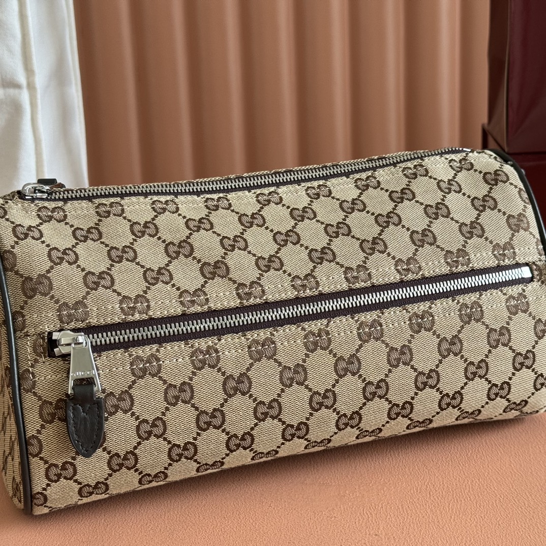 Gucci Pre-Fall 2025 Men's Bag Selection Model: 834455 Dimensions: 30 cm (W) x 16 cm (H) x 16 cm (D) Weight: Approx. 0.6 kg Color: Apricot Brown