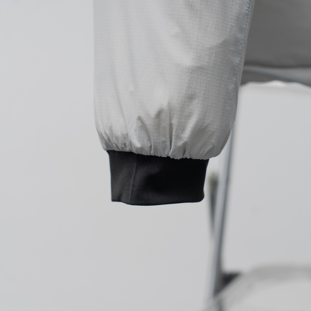 Canada Goose 5079 Single-Zip Sleeve Badge Stand Collar Down Jacket